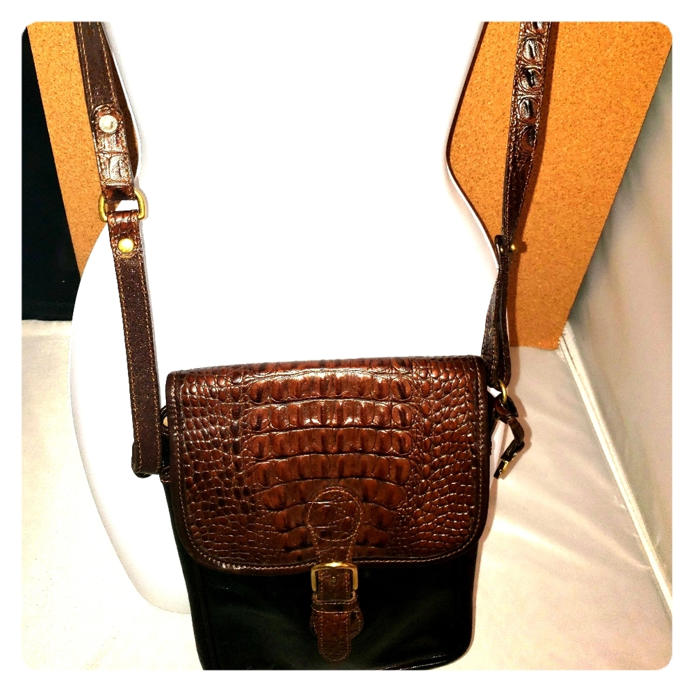 Brahmin Leather crossbody bag